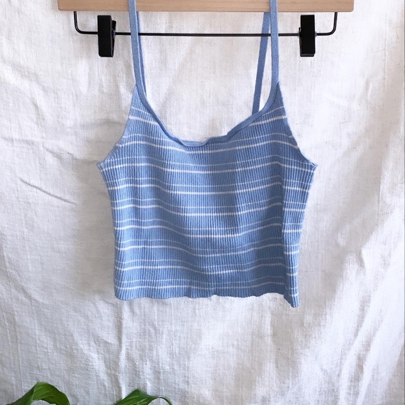 SOLD🍓 Pacsun Knit Crop Top - Picture 2 of 3